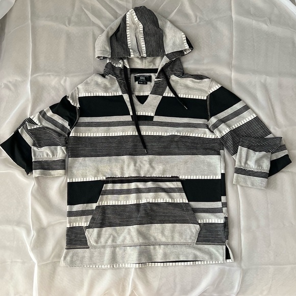 Beautiful Giant Men’s/Unisex Black and White Striped Hoodie Size Medium - Picture 3 of 10